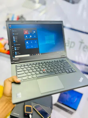 Windows Lenovo for sale  in Khartoum