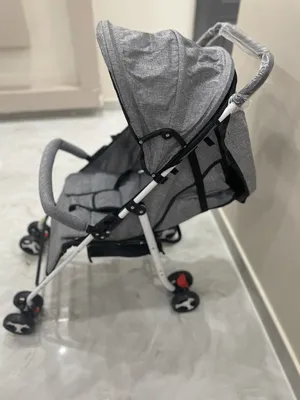 عربة اطفال للبيع