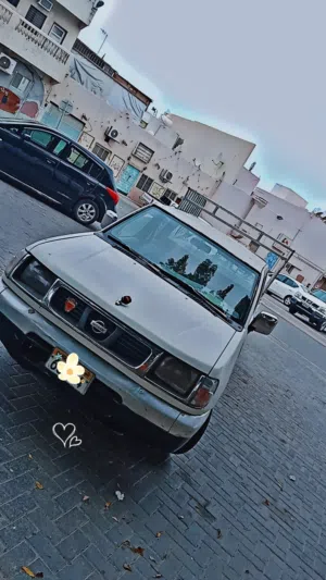 nissan datsun 1998
