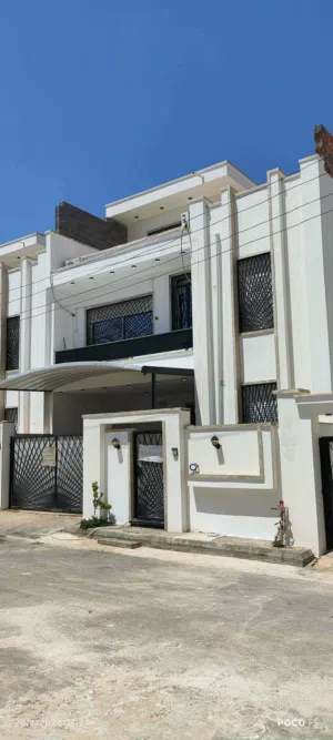 فيلا دورين نطام خليجي للبيع جاهز لسكن كل شي راكب من مكيفات وسخانات ومطابخ وحمايه وتريات بالكامل