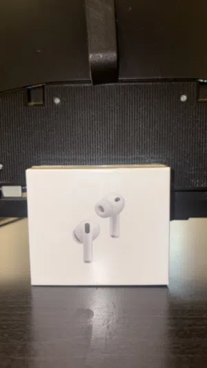 AirPods Pro 3 master copy exactly like real brand new sealed OFFER 200 AED ORIGINAL PRICE IS 300!!!