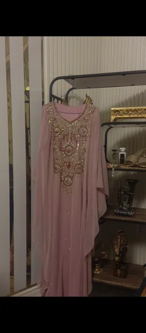 فساتين سهره