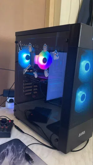Pc gaming  بشغل كل الالعاب الثقيلة نظام ويندز 11