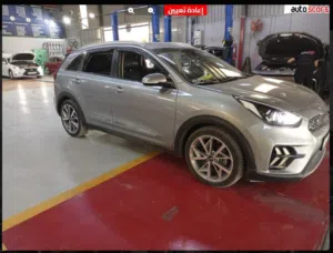كيا نيرو 2020 هايبرد SX Touring مرخصة مع مصابيح زينون وتقنيات أبل كار بلاي