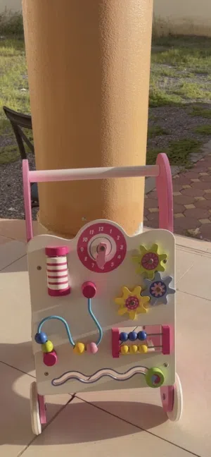 مشاية اطفال