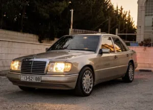 Mercedes Benz E200 للبيع