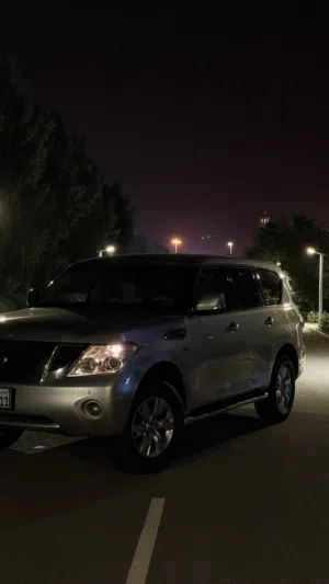 نيسان باترول se 2012