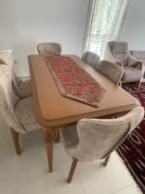 Dinings table, six chairs,one table