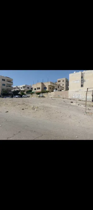 ارض سكنية في حي شاكر مميزة للبيع