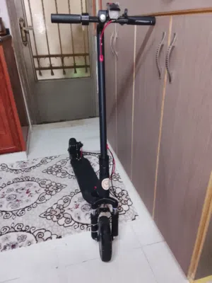 سكوتر كهربائي