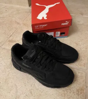 Puma Graviton , قياس 43 وممكن يلبس 44