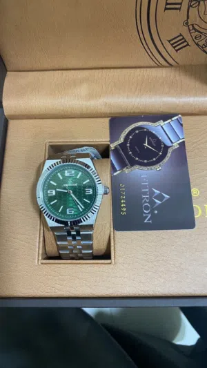 ساعه ماركه فيتون