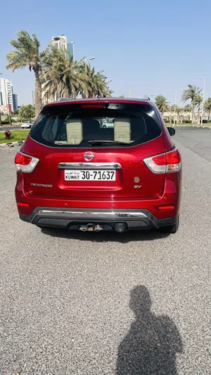 Nissan Pathfinder SV 2015