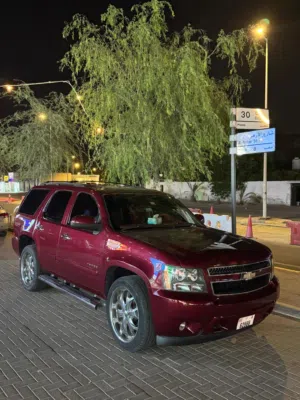 Tahoe 2007 excellent condition with 21 inch rims and Massive Android Touch screen