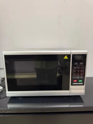 Black+Decker Oven for Sale – Like New  AED 600 (Negotiable) Selling a Black+Decker Oven in excellen