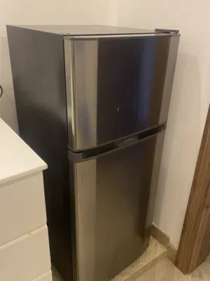 ثلاجه جديده مستعمله سبع شهور