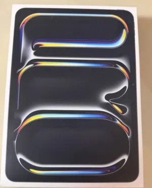 New Ipad pro 11 inch M5 with wifi and  sim (cellular)
