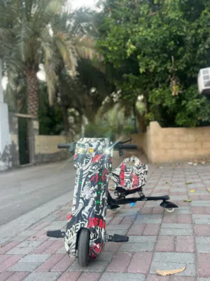 سكوتر اطفال شبة جديد .