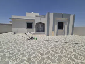 280 m2 4 Bedrooms Townhouse for Sale in Al Batinah Rustaq