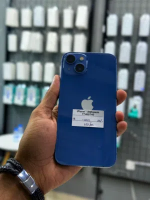 iPhone 13-128 GB All smooth condition and good phone