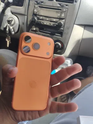 17 برو ماكس 8500 حرق