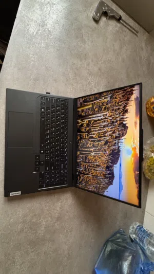 Lenovo Legion Pro 5i (16 Core i7 32 GB 1TB ssd
