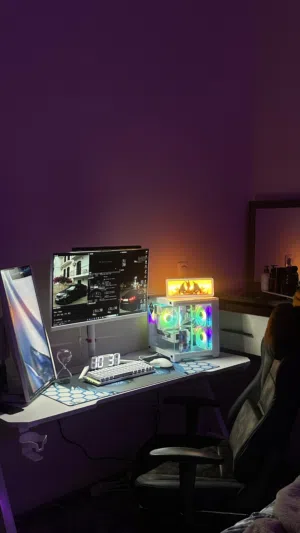 Windows Custom-built  Computers  for sale  in Ras Al Khaimah
