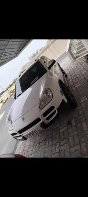 Used Porsche Cayenne in Southern Governorate