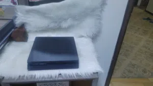 وصول كمية اجهزه بلايستيشن فور مهكر نوع اسلم مستخدم ذاكرة تخزين ون تيرا محمل فل العاب مع يدين وكالة