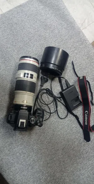 كاميرا : canon R10