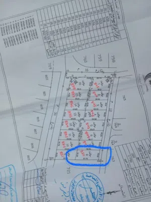 منطقة سكنية تبعد عن الشارع دقيقتين