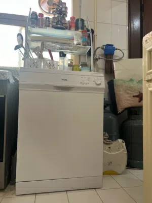 غسالة اطباق Washing dishes