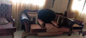 طقم كنب عدد 2 ..للبيع