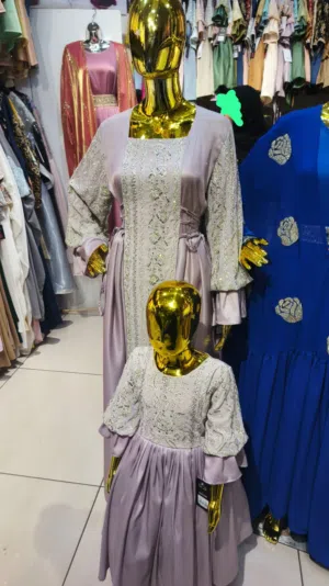 طقم جديد أم وبنت