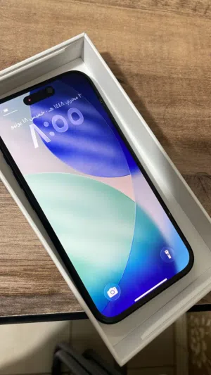 ايفون 16 استعمال خفيف بطاريه 100