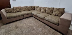 للبيع طقم كنب مودرن (3 قطع)