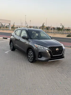 NISSAN KICKS 2023 SV