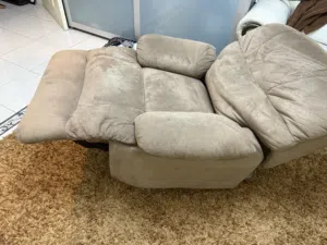 Recliner for urjent sale
