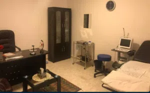 فرصة شقة إدارية لعمل أنشطة تجارية مثل عيادة او معمل او مكتب او ستديو تصوير او كوافير أو اتيلية و