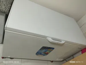 فريزر بطح بحالة ممتازة