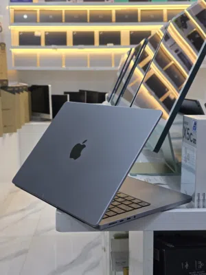 Macbook pro M1 pro Ram 32GB 1000SSD 14inch