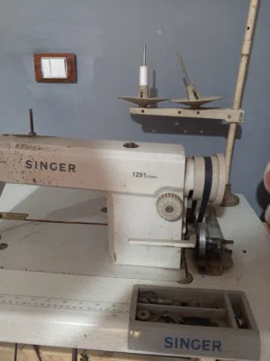 ماكينه خياطه singer للبيع