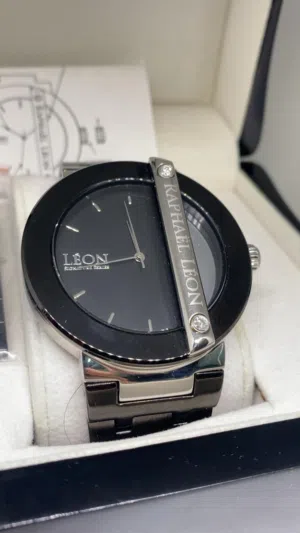 Analog Quartz Others watches  for sale in Al Ahmadi