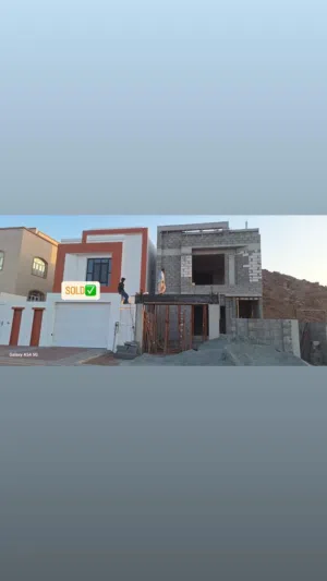 313 m2 5 Bedrooms Villa for Sale in Al Dakhiliya Bidbid