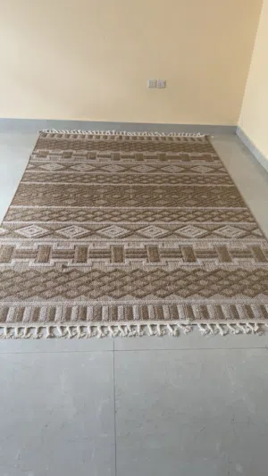 سجاد تركي بحاله ممتازه طولها 200X300