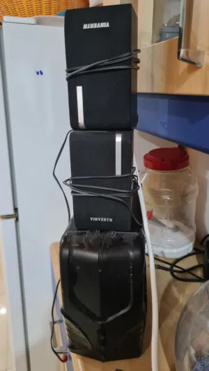 Speakers & Base