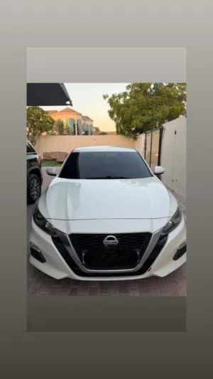Used Nissan Altima in Dubai