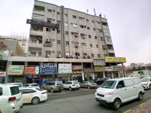 مكاتب تجاريه للايجار بالفروانيه شارع حبيب مناور