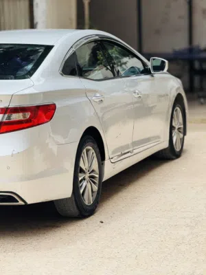 Used Hyundai Azera in Tripoli