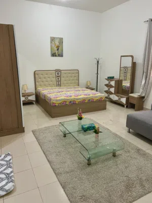 استديو مفروش للايجار ابو ظبي  مدينه  خليفه غرفه نوم ومطبخ وحمام شامل كهرباء ومياه وانترنت الايجار...